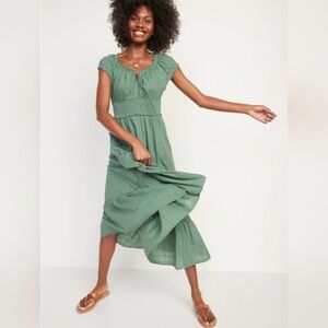 Old Navy 100% cotton maxi dress, size S, smocked waist, short sleeves